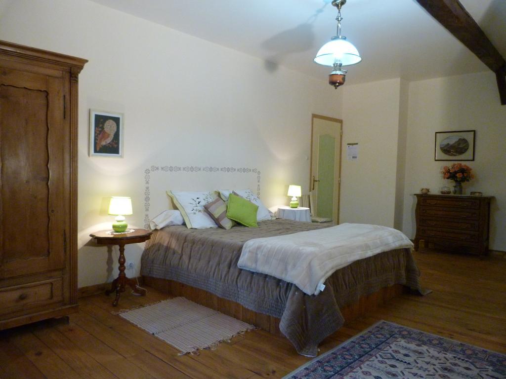 Le Moulin De Fillievres Bed & Breakfast Exterior photo