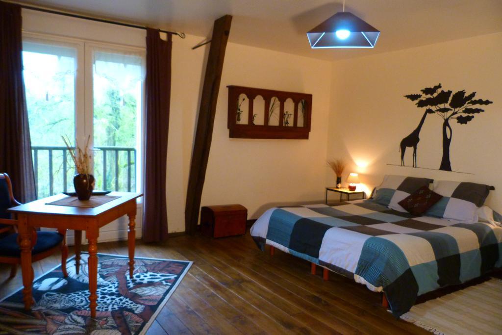 Le Moulin De Fillievres Bed & Breakfast Exterior photo