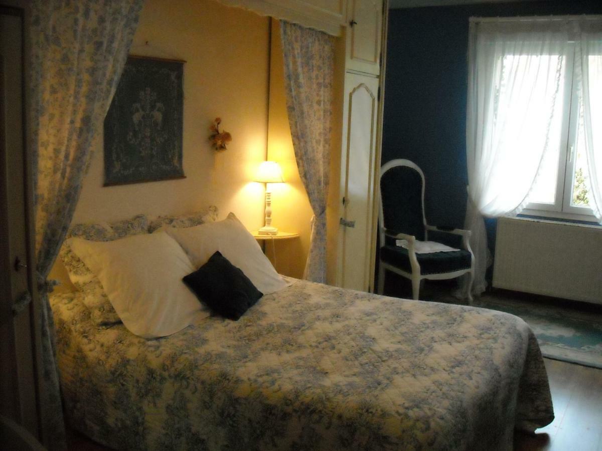 Le Moulin De Fillievres Bed & Breakfast Exterior photo